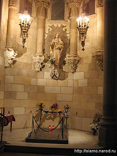 Sagrada Familia, гробница Антонио Гауди