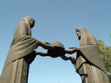 Мемориал «Скорбящие матери»
